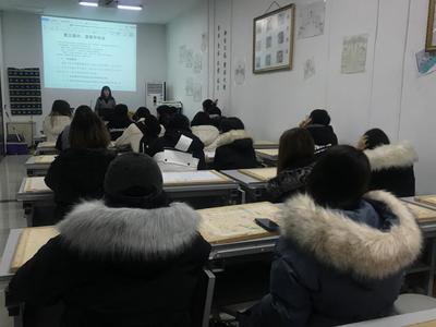 社管之光 青春与职场的交汇盛典——婚礼文化与传媒艺术学院举行优秀“社管青年”就业交流会