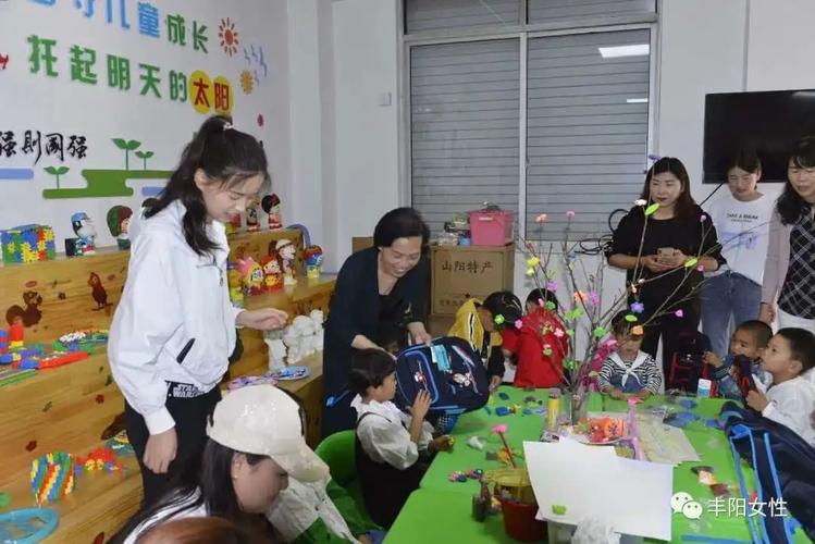 "用心呵护 陪伴成长",商洛各级妇联组织在行动